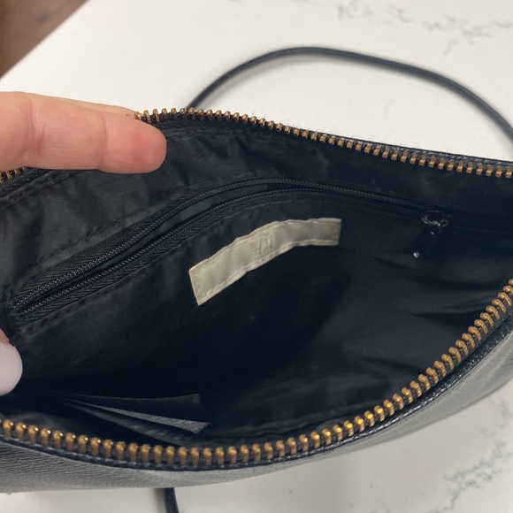 5 H&M Crossbody Bags - Picture 12 of 16